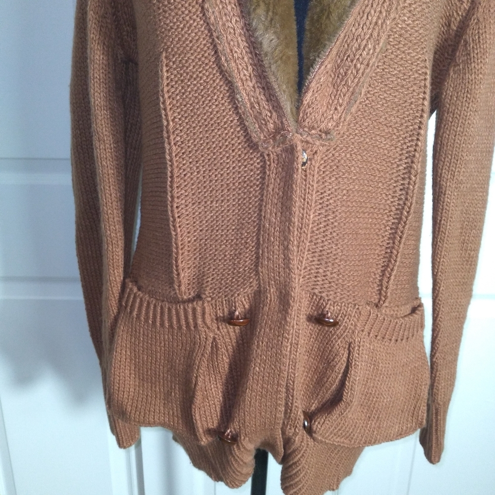 STYLEWE Women's Brown Knit Sweater with Turn Down Faux Fur Collar- Size S - Picture 5 of 11